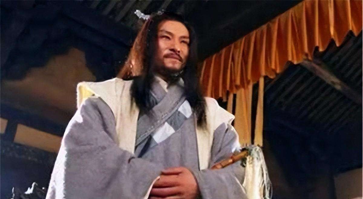 他临终说：若我后代出“高人”一定要杀，不然必造反，结果竟灵验