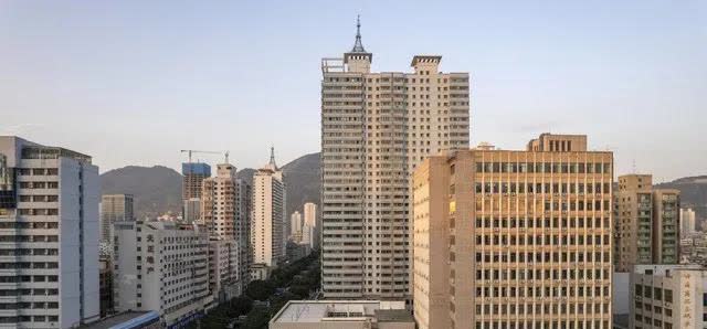 近日，兰州市公安局成功侦破一起特大生产、销售有害“瘦身咖啡”案，涉案金额高达15