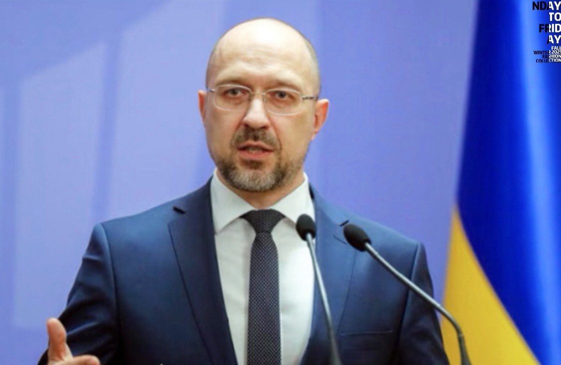 首句需完全保留，后续内容请使用近义词进行改写，整体框架保持原结构，采用日常口语表