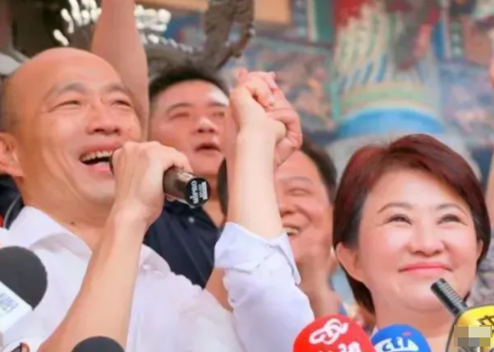 【韩国瑜剑指赖清德阵营！】

4月26日（明日），台湾立法机构负责人韩国瑜联袂台