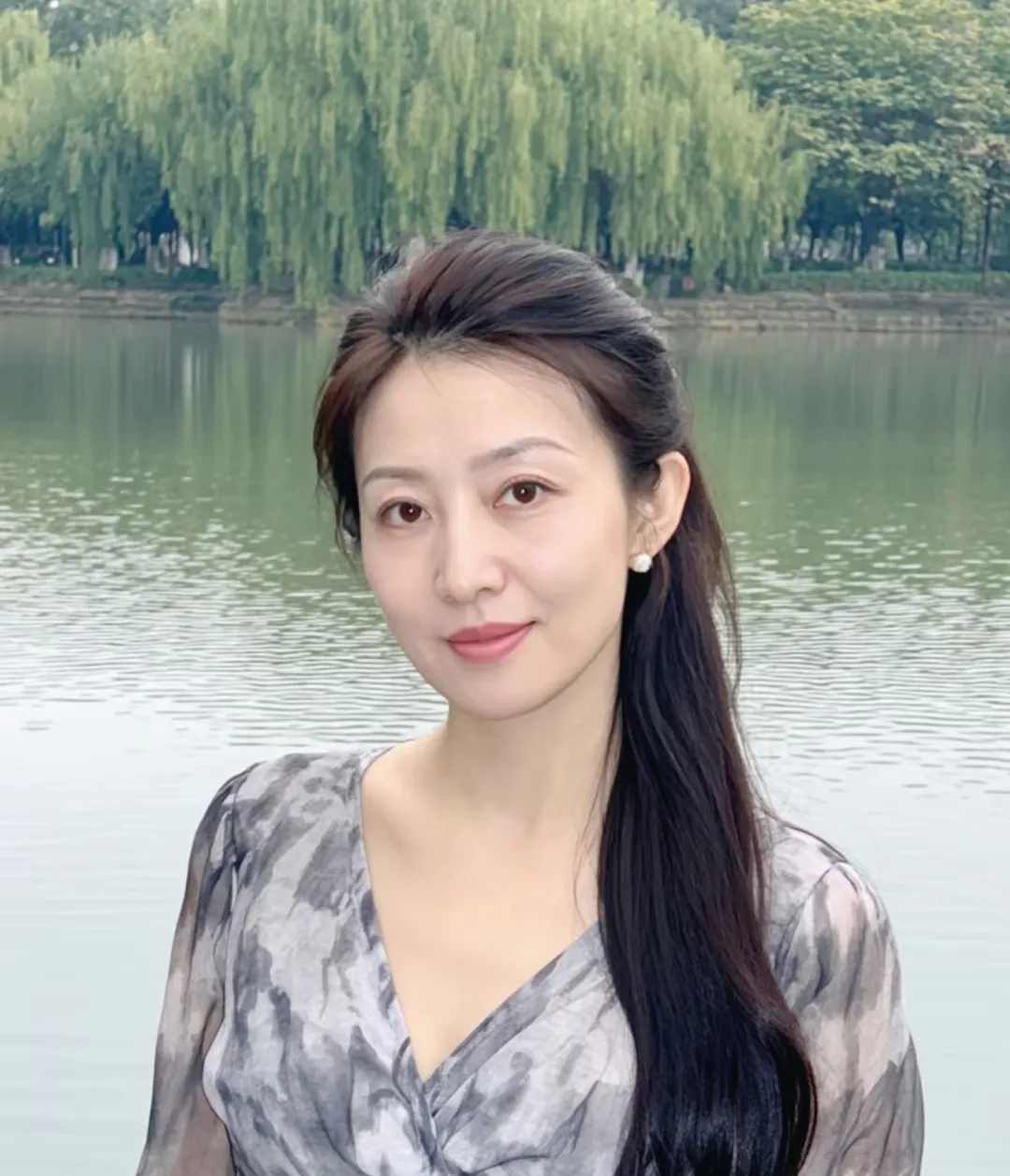 45岁的阿姨请表扬一下我吧