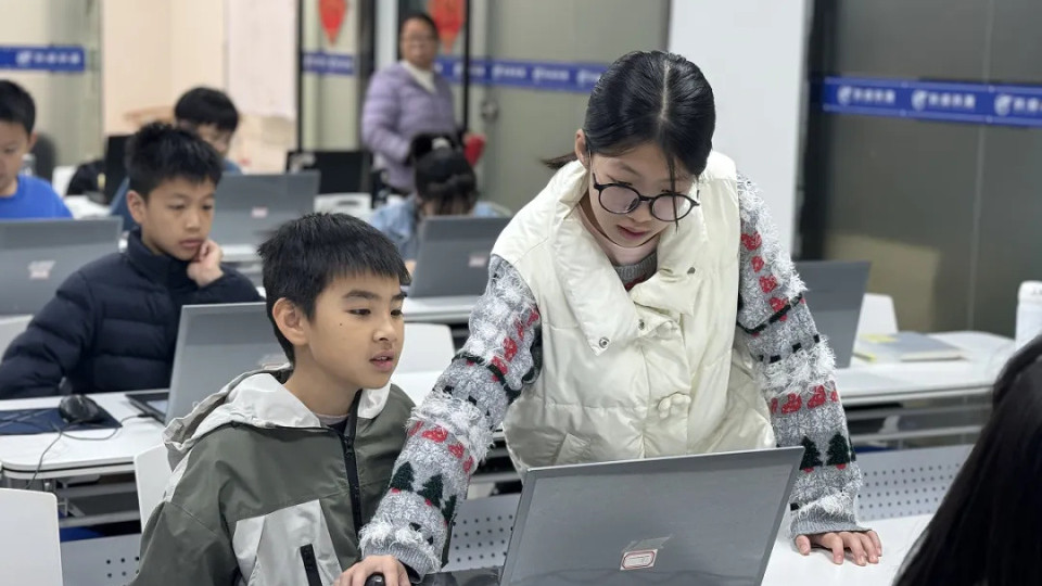 “AI科普+”大赛丨AI微信小程序编程实践课：东莞市中小学生专场