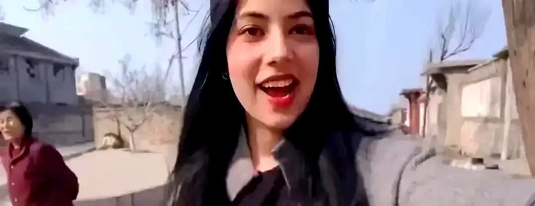 跨国网红阿霞的"打脸式"返乡路让全网看呆 这位曾因异国婚恋走红的博主最近上演了教