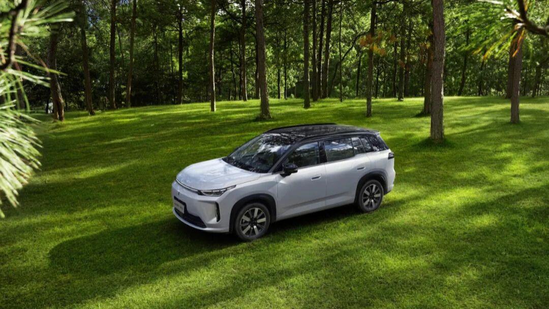 10.48万起的埃安i60 双动力杀入10万级家用SUV