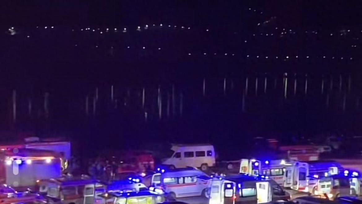 贵州黔西发生重大水上事故：4艘游船倾覆致84人落水 已致9死1失联