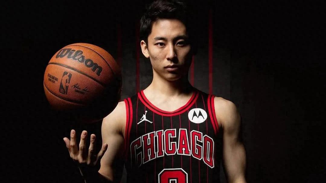 不带团队孤身赴美！做梦都在学英语！河村勇辉付出了多少努力？