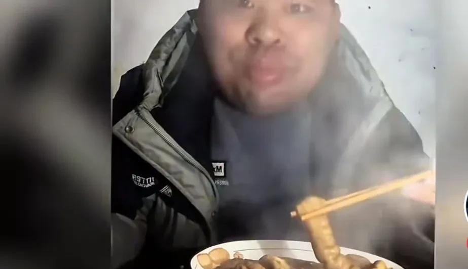 这个哥们怎么学会录制视频的，我自己都不会录制，好像甩自己几个耳光，而且就短短二十