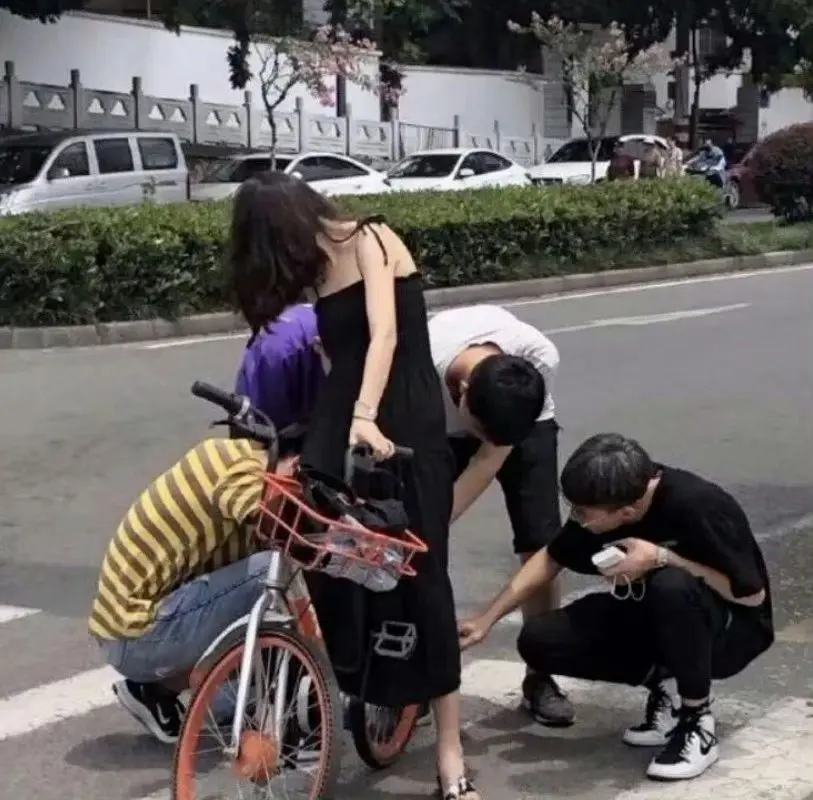 乐于助人的好同志真多 ​​​