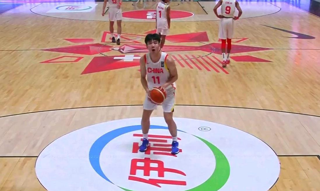 说实话：看完U19中国男篮VS加拿大：未来的希望就在这三个人身上……
张博源：U