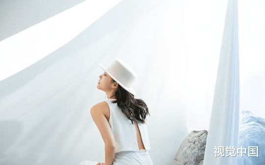 三年流产四次，再一次怀孕胎停时我发现老公正出轨公司女助理