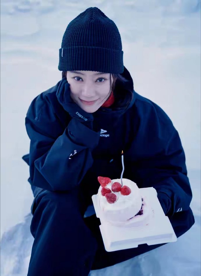 张小斐40岁生日照，镜头下的她，温柔与气场全开！ ​​​