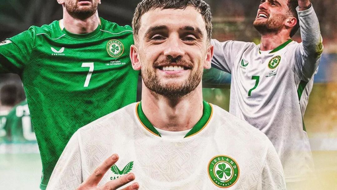 双杀！8战全胜狂轰37球！神锋帽子戏法！2场5球挺进附加赛