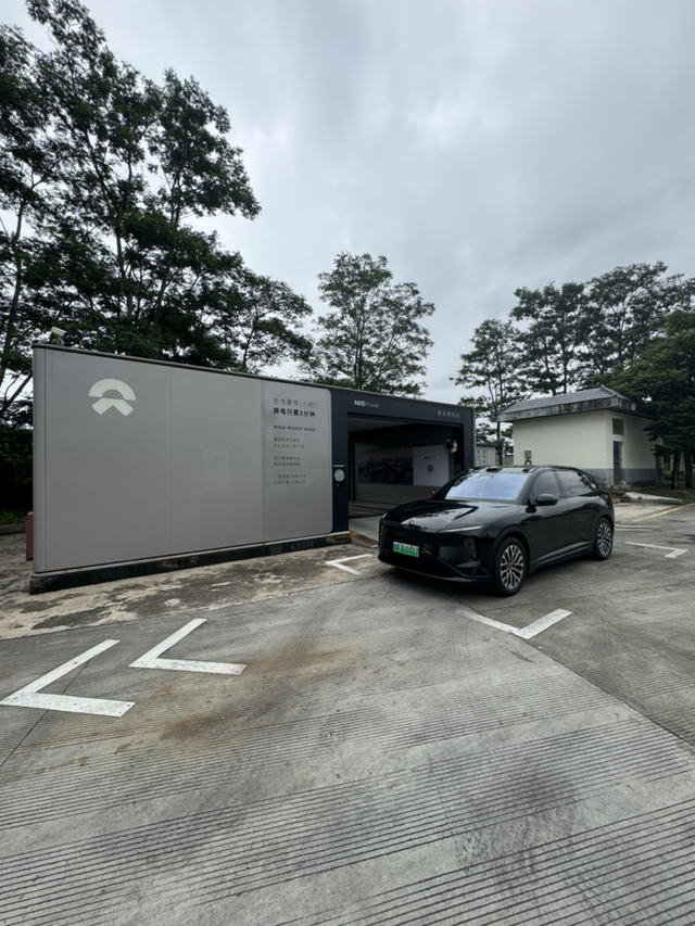 续购蔚来只因为它能换电
陪伴了我十年的宝马X3也要光荣退休了（准备拿来置换ES8