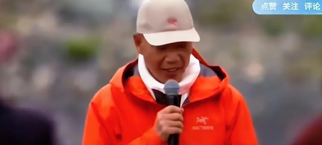 一个把喜马拉雅山脉炸开了花，嫌涉破坏雪域高原自然生态环境的罪人，真不配“艺术家”