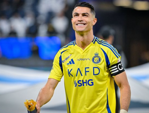 C罗争冠有戏！利雅得新月2 - 2平，劲敌错失连胜良机