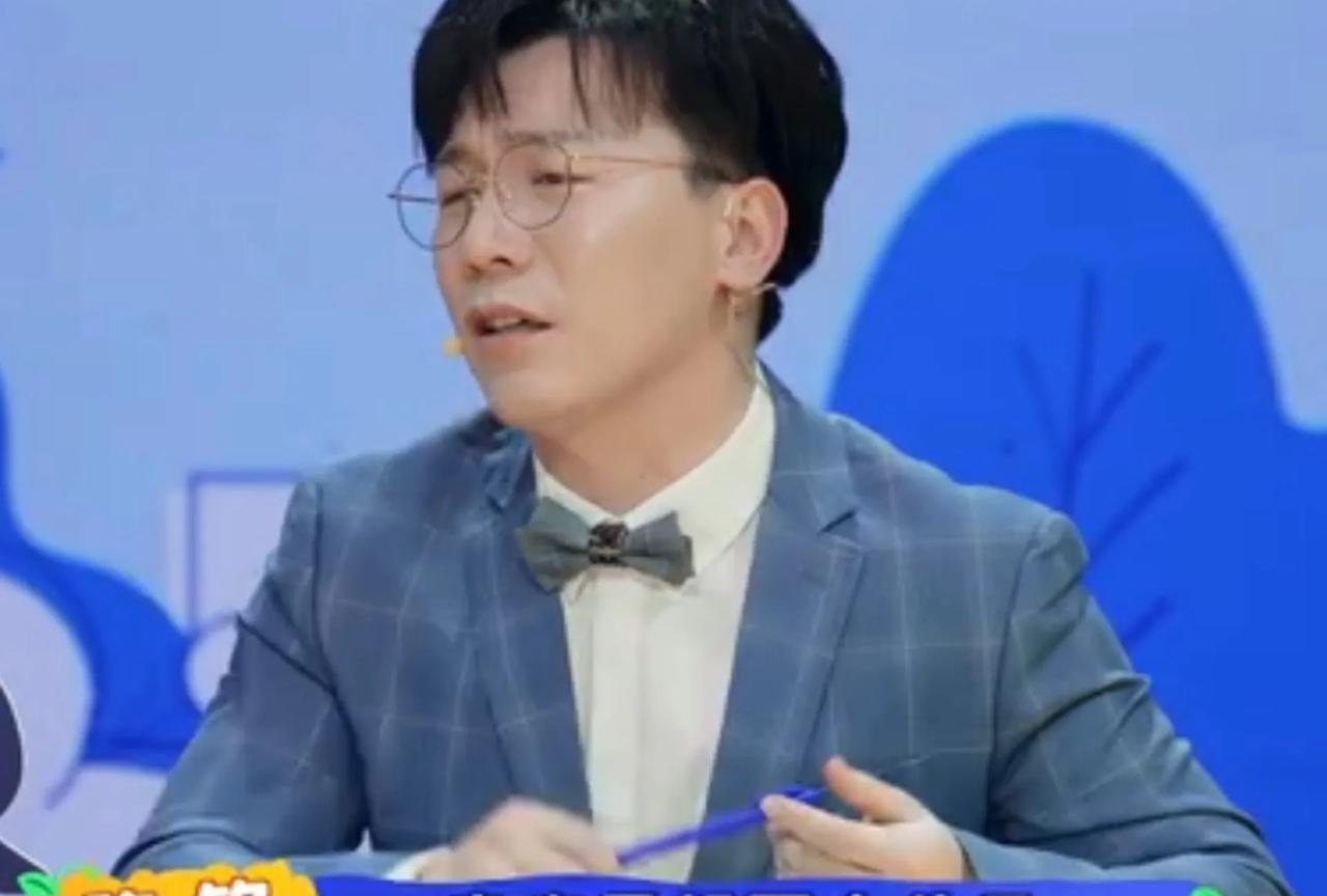 智商高，就是不一样！
陈铭因第三胎生儿子，被喷重男轻女。他的妻子神回应：那就生四