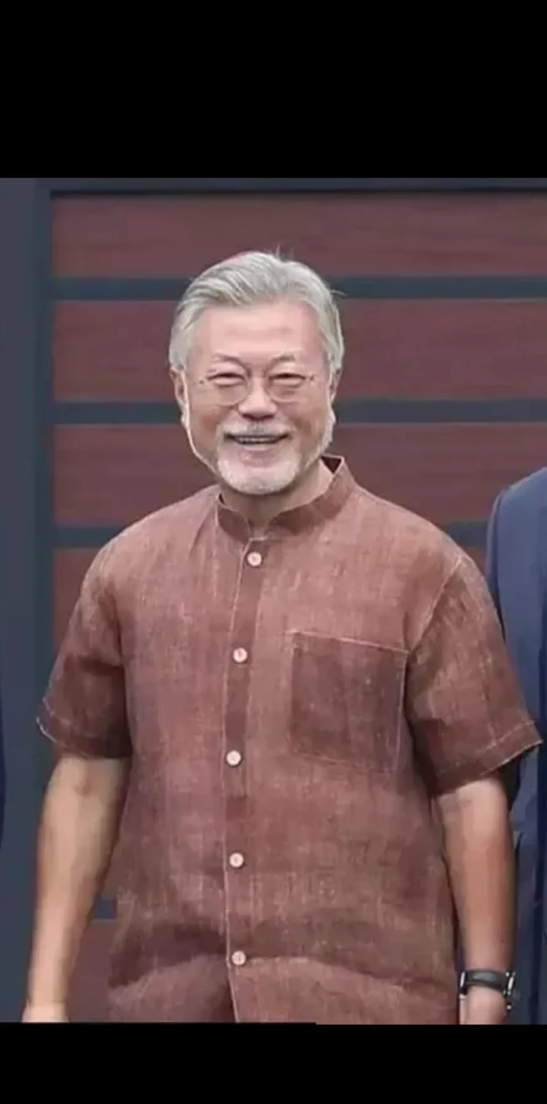 老文“出山”了！











---











谁能想到，