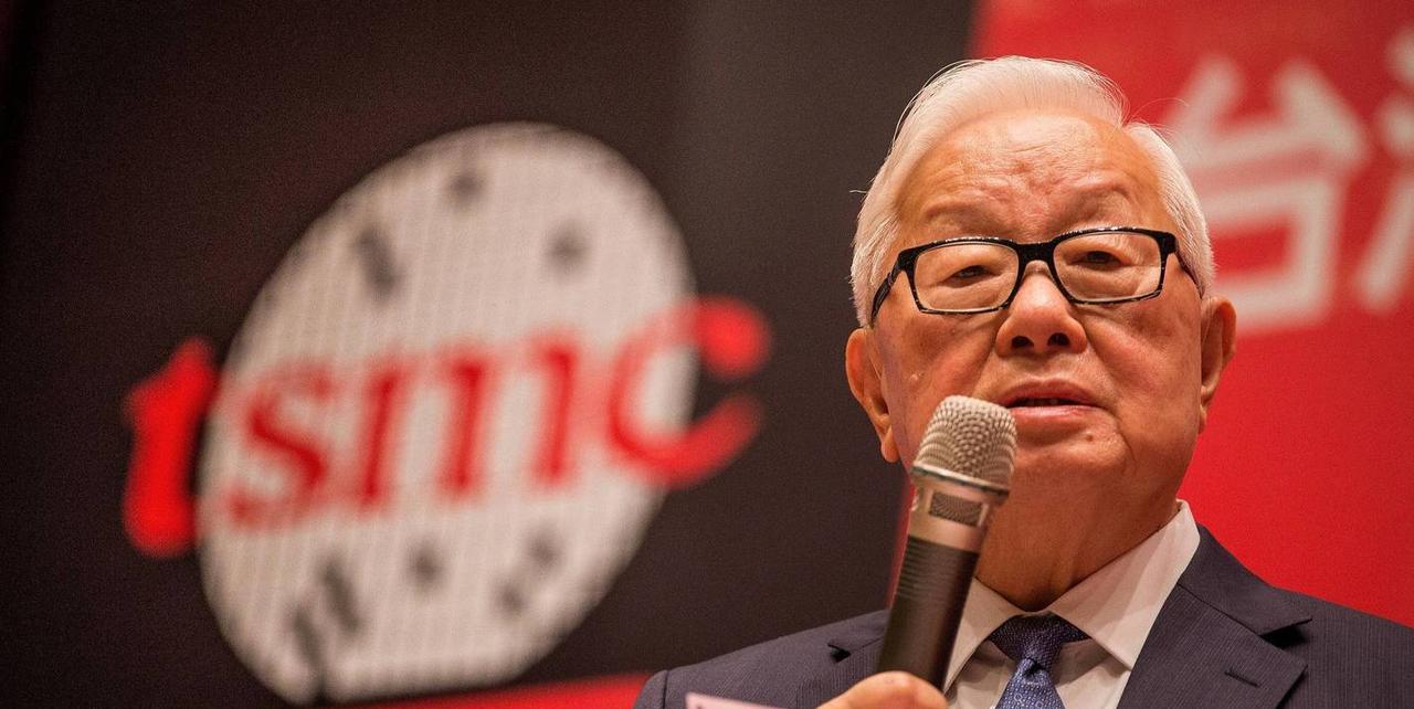 当年华为被断供时，一度让整个中国高科技产业受到震动，外界普遍认为它难以东山再起，