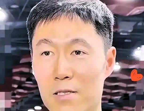 瑞典大满贯第二天，

王励勤重点“表扬”了两个人。

年轻的能不能一举顶
