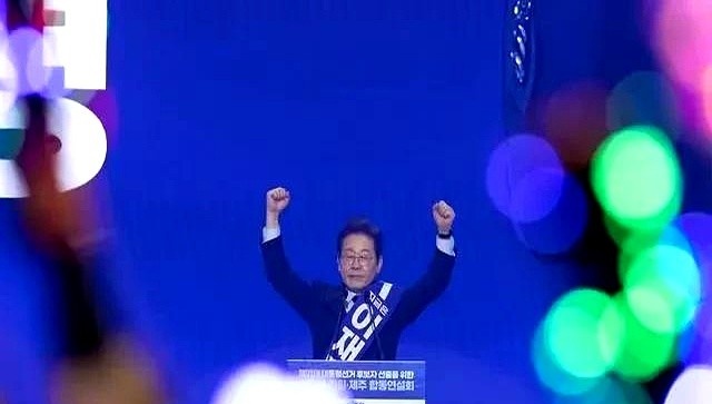 现在，韩国李在明有三不“敢”：一、李在明不敢惹中国，因为惹了中国，就失去最大的贸