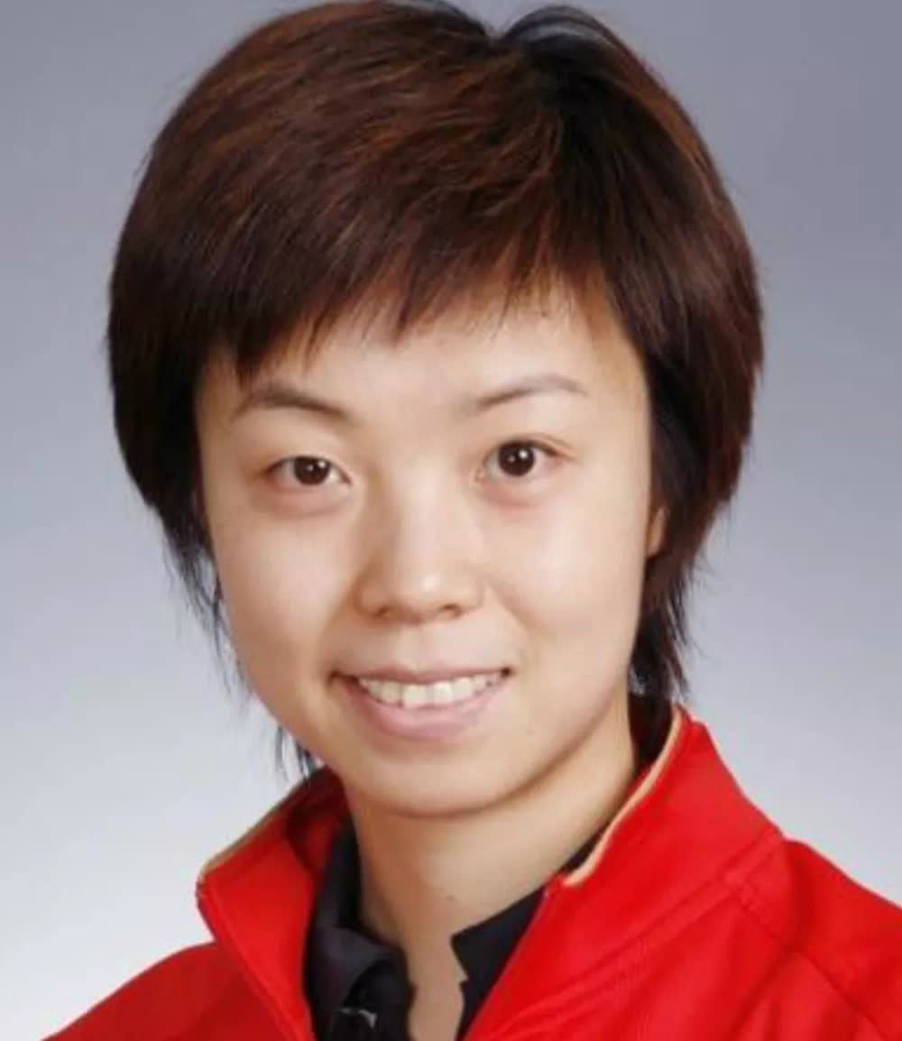 我敢断言
孙颖莎的青云路将畅通无阻
原因很简单

从总教练李隼对她的评价