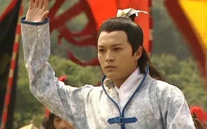 公元626年，魏征对着李世民破口大骂：“杀兄夺位的人，就该杀”。他一边骂，一边手