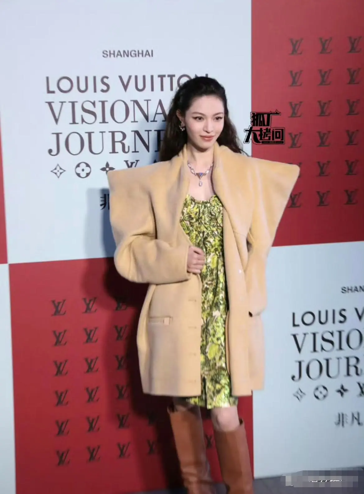 今天很出众，不得不服钟姐审美