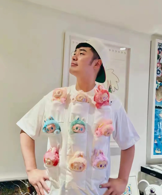 有谁跟我普及一下，Labubu跟普通娃娃、玩偶有什么区别？

看到很多明星和有钱