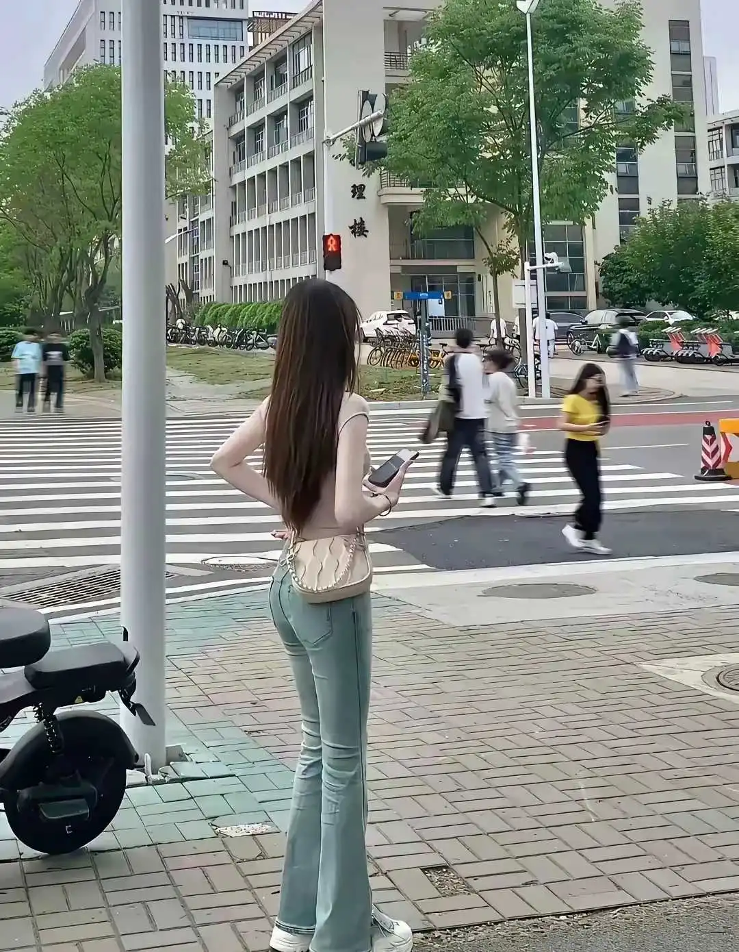 这身段，还要啥自行车啊？
