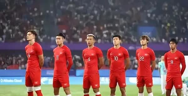 已入绝境！耐克也解约了，国足真的有可能走到一个赞助商都没有的境地，并且这个时间不