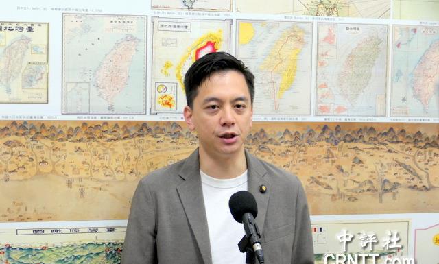 蓝军冷对马英九四度访陆？牛煦庭：别怕红帽子
马英九14日到27日将第四度访问中国