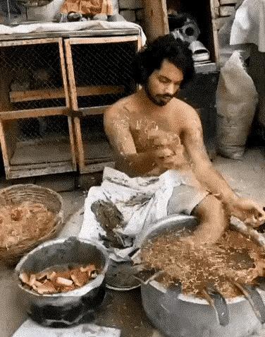 三哥的猪脚饭，来自大自人的美味！