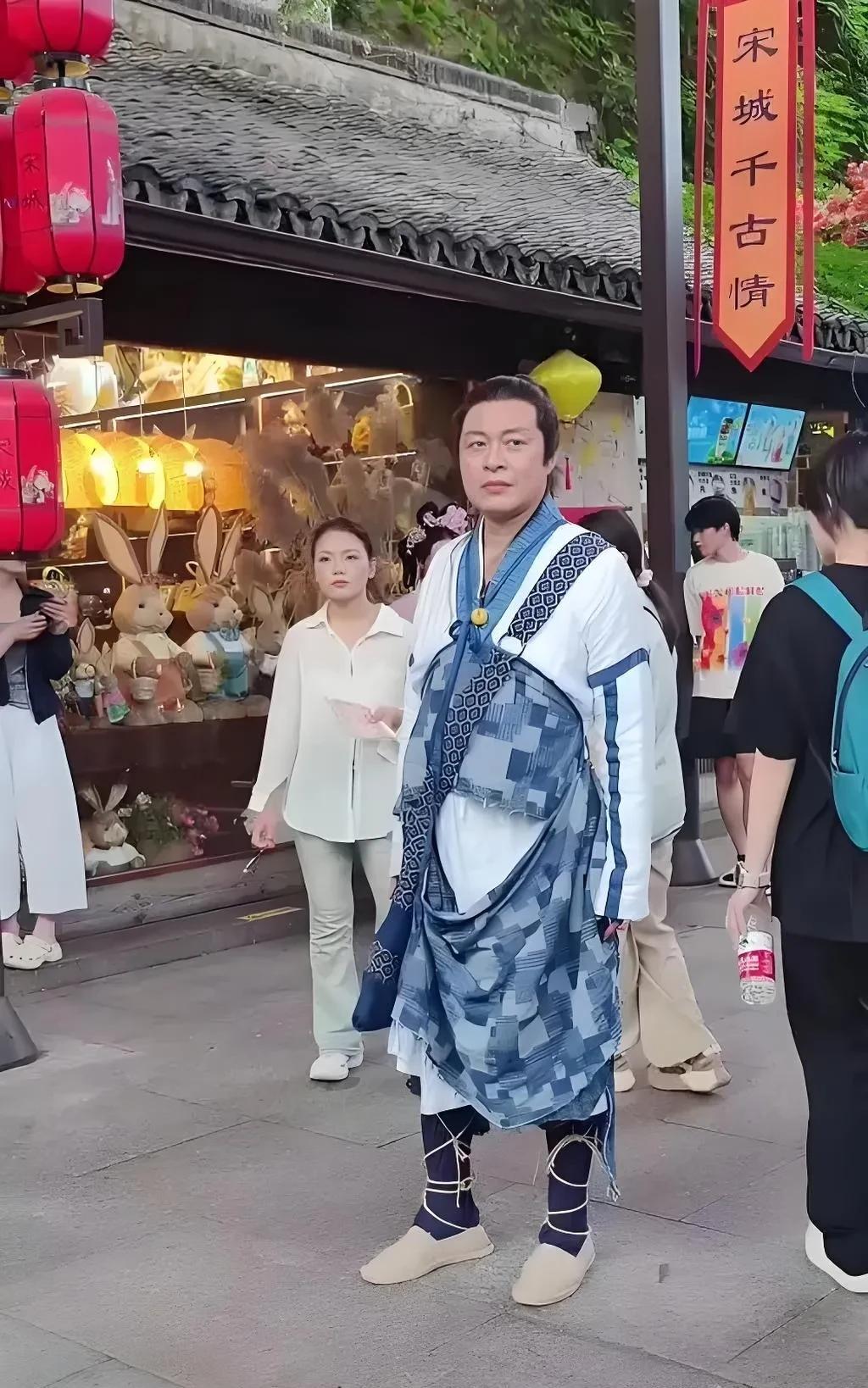 继马景涛之后，越来越多的明星开始在景区演出。
马景涛带火了杭州宋城景区，已是63