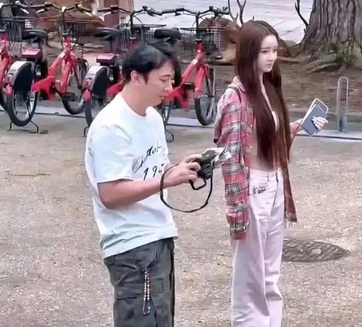 如果他是个普通人，女朋友还能这么好看吗？从他们的故事里，你能悟出来什么道理？