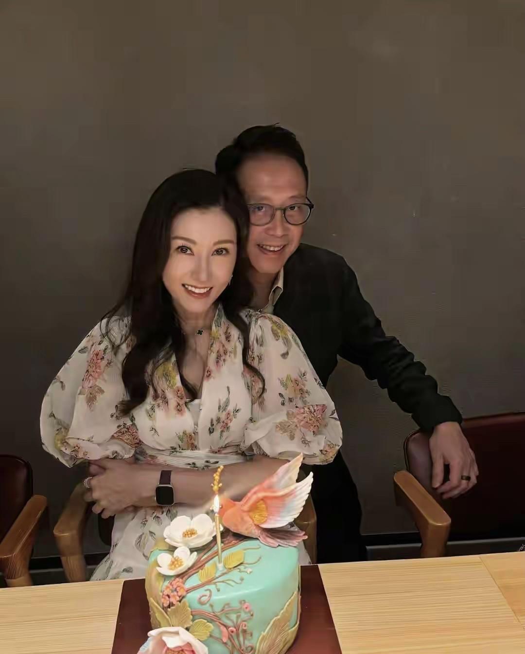 王晶揭开李嘉欣在豪门的遮羞布！
以为加入了豪门让人羡慕，没想到败家子的作风让她家