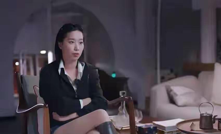 如果说出生在安徽小地方的李蠕蠕会考虑的事有创作灵感、视频策划等等，那么有一个问题