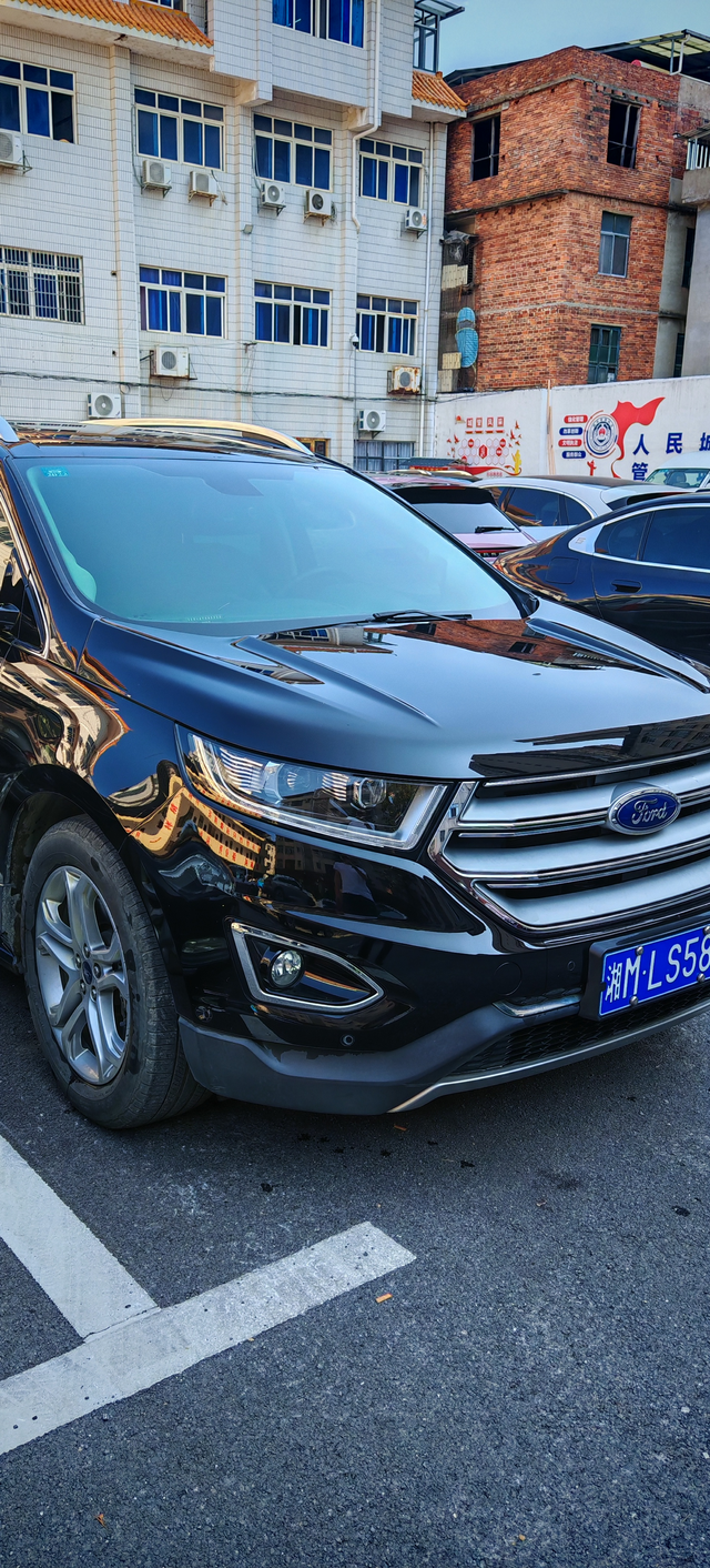 油老虎，但是还能接受
我的锐界也陪伴我七年了，行驶了八万多公里。今天，来晒一下我