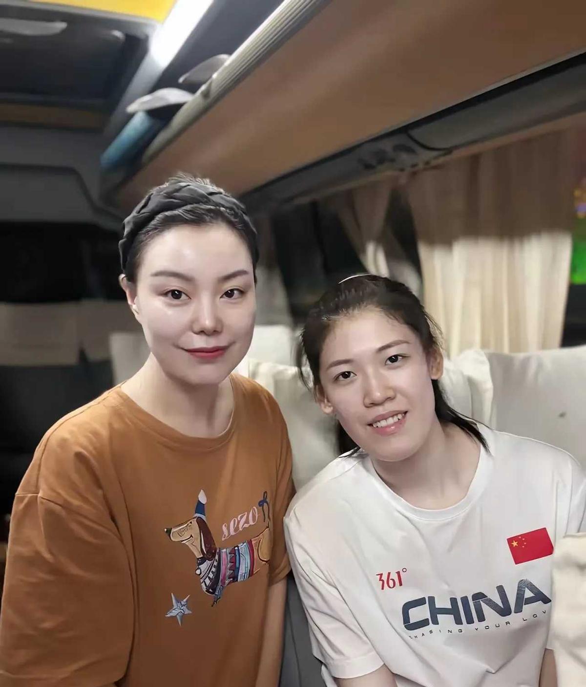一上来就是坏消息
24人大名单，没有朱婷，也没有袁心玥
她们不是打不动
是压根没