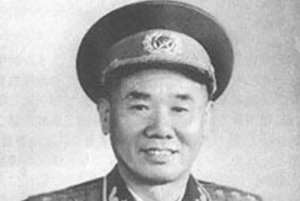 开国上将陈再道本姓程，幼年受长辈