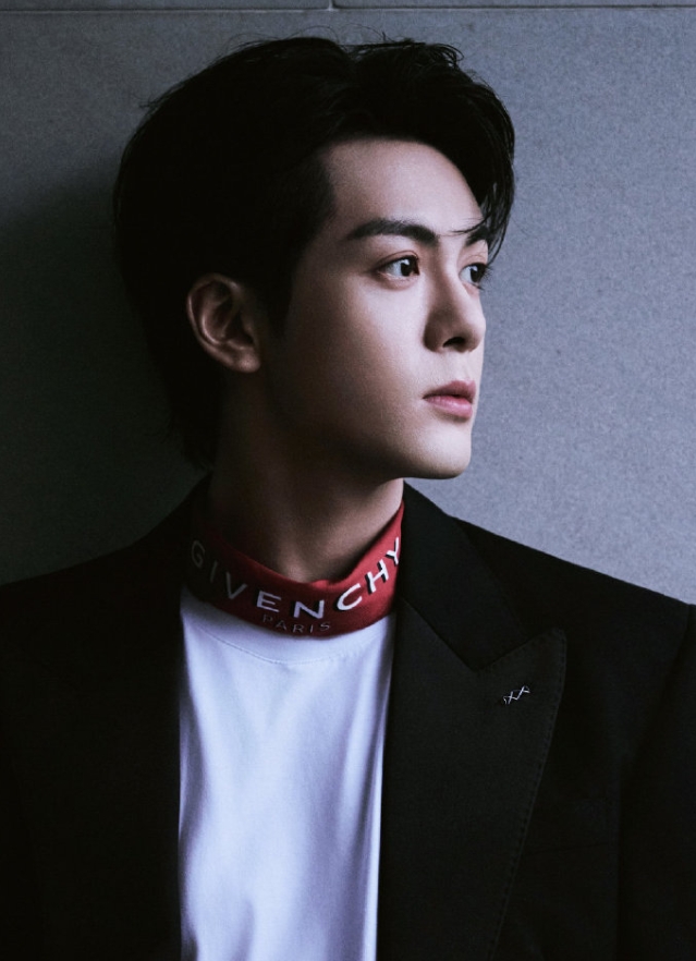 赵丽颖确定参加纪梵希美妆19日的线下活动