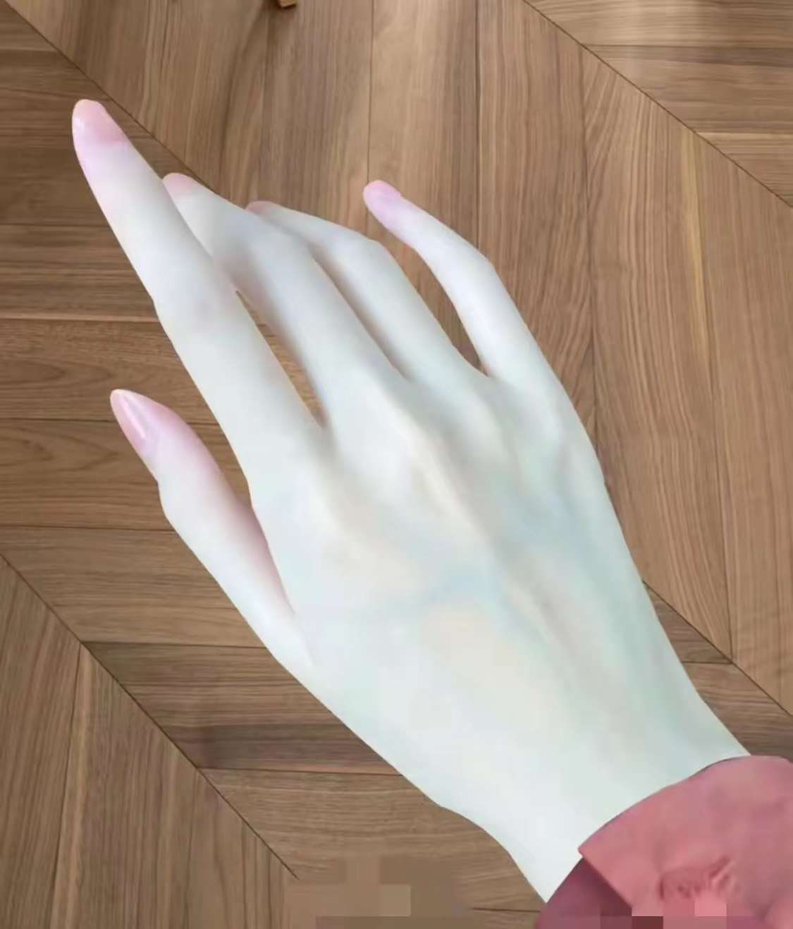 朋友们，这样一双手适合干什么