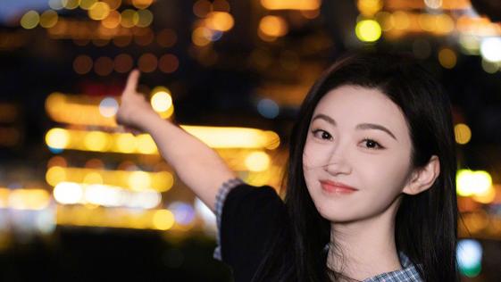 为何她被网友称为“陕西第一美女”？