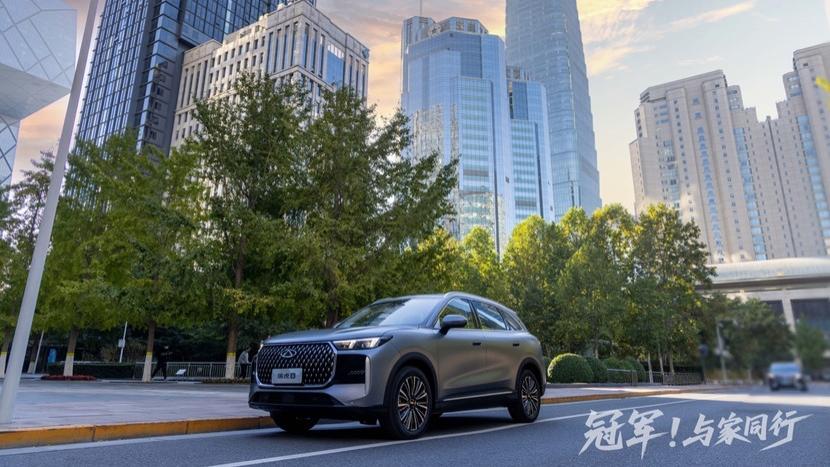 全维焕新，只为更优家庭出行！第五代瑞虎 8 预售即将启幕