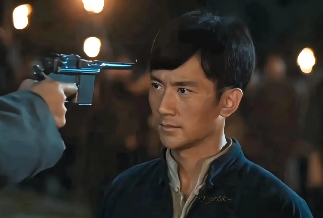 #生万物# 费文典那句“拯斯人于涂炭，为万世开太平，乃吾辈之任也”，配上他坚定不