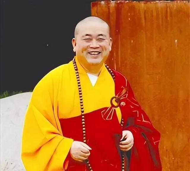 这几天全网铺天盖地′，全是少林方丈，释永信的负面新闻，希望不要搞墙倒众人推这种做