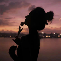 会发光的是灯泡