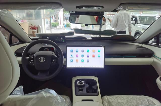 合资算力新高度！丰田bz5 ：真香警告，这波真的赢麻了！