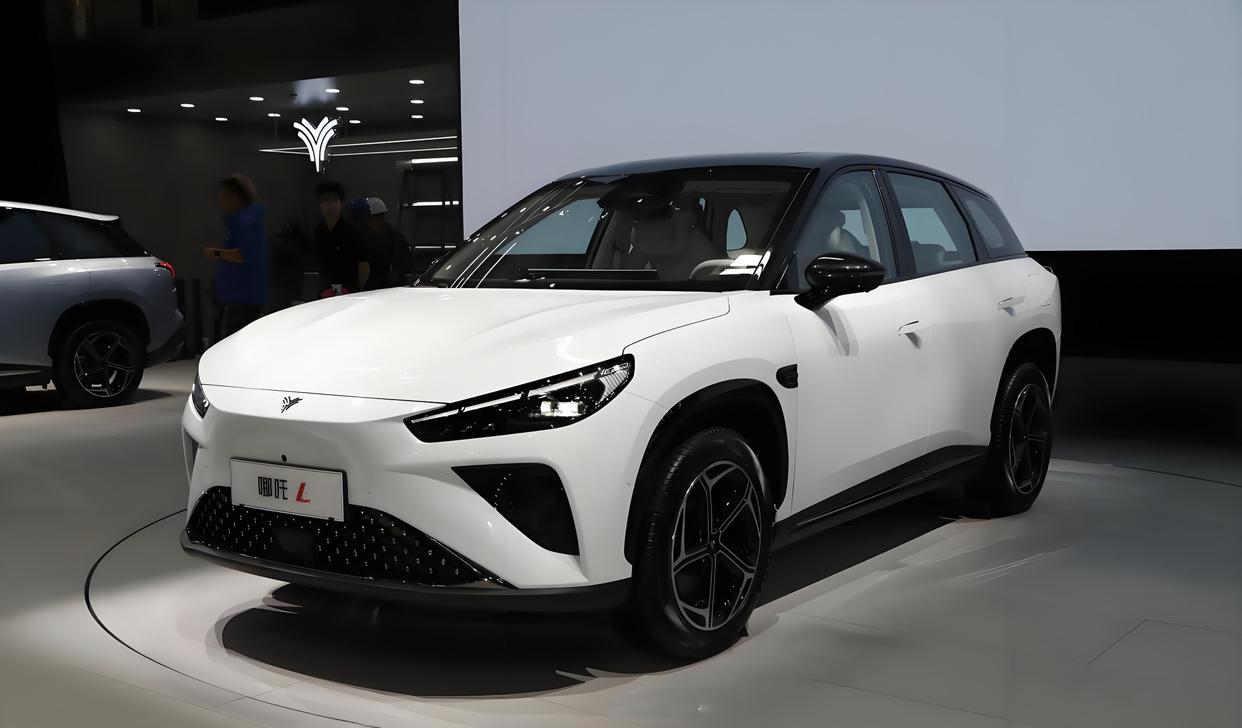 哪吒汽车破产审查！国资股东陷信任危机，新势力洗牌加速