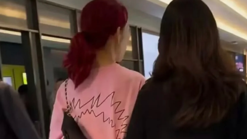 知名港星真实状态曝光！年过半百近乎零皱纹，逛商场专挑打折店