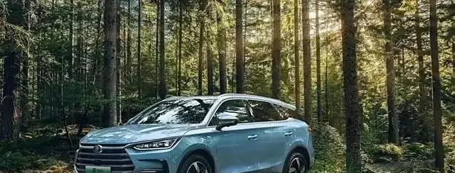 长途驾驶必选中型SUV！这5款省油舒适，高速稳如老狗